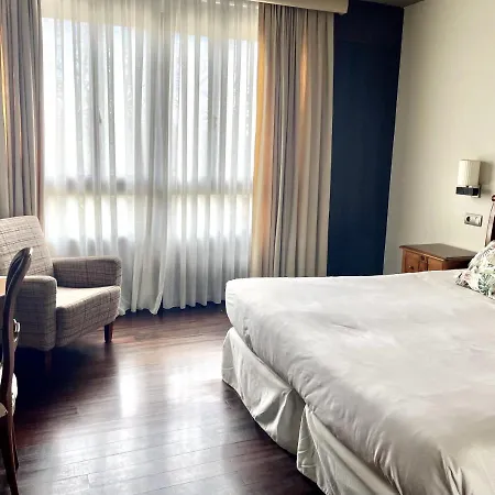 De Nature & Hotel 4*