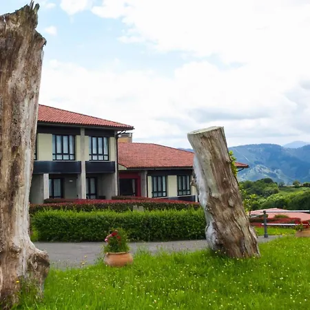 De Nature & 4* Torazu