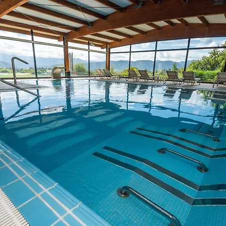 De Nature & Hotel 4*